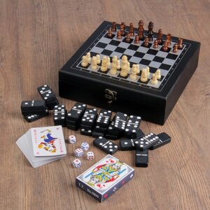 Набор 4 в 1 шахматы, домино, 2 колоды карт, 25 х 25 см