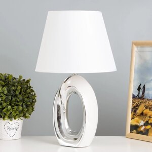 Настольная лампа 'Кэтрин' Е14 40Вт бело-серебристый 25х25х40 см RISALUX