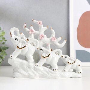 Сувенир керамика 'Три слона под деревом' белые 15,5х20х7,5 см