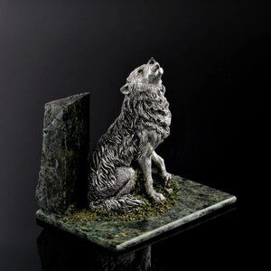 Сувенир 'Серый волк', 8х12х10 см, змеевик, гипс