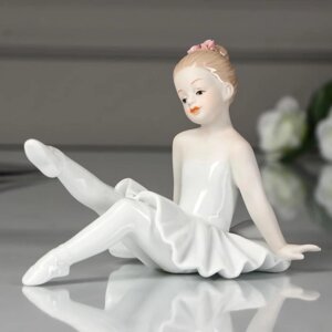 Сувенир керамика 'Малышка-балерина в белой пачке' 11х14х9,2 см