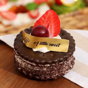 Муляж - магнит 'Крекер шоколадный с ягодами' 7х7х6см