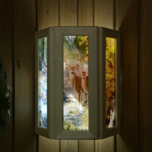 Абажур деревянный 'Олени' со вставками из стекла с УФ печатью, 33х29х16см