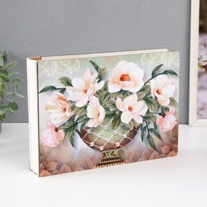 Фотоальбом на 50 фото 15х21 см 'Цветы в винтажной вазе' дерево, в коробке 4х26х18,5 см
