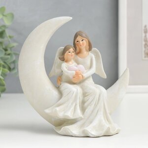 Сувенир полистоун 'Девушка-ангел на месяце с девочкой, с сердцем' 12,5х6х12,5 см