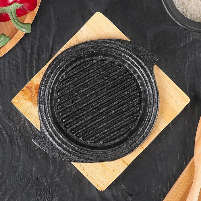 Сковорода чугунная на деревянной подставке 'Круг. Восток Гриль', d15 см, цвет чёрный от компании Интернет-магазин "Flap" - фото 1