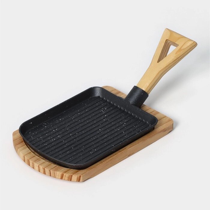 Сковорода чугунная на деревянной подставке 'Лопата. Гриль', 23x18 см, цвет чёрный от компании Интернет-магазин "Flap" - фото 1