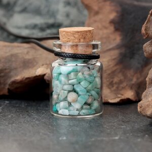Сувенир-бутылка с натуральными камнями 'Амазонит'3х2см