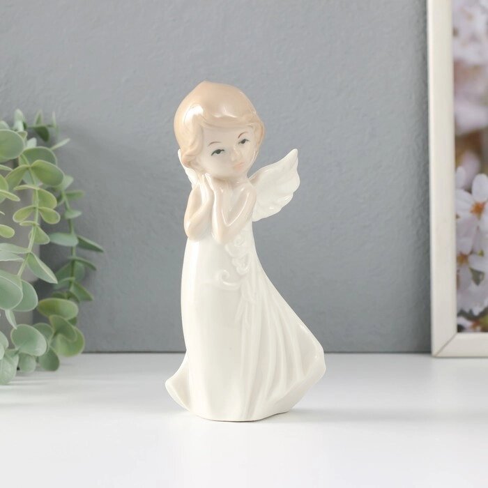 Сувенир керамика 'Девочка-ангел в платье с узорами со сложенными руками' 6х8х16,5 см от компании Интернет-магазин "Flap" - фото 1