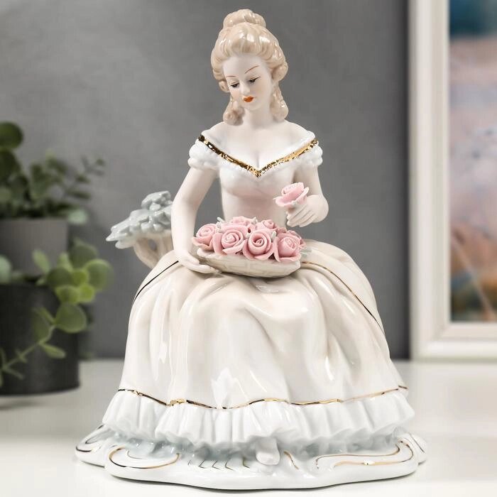 Сувенир керамика 'Фрейлина в бальном платье с тарелкой роз' 23х14х18,2 см от компании Интернет-магазин "Flap" - фото 1