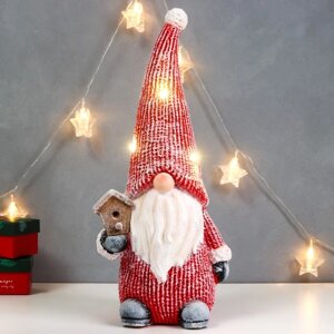 Сувенир керамика свет 'Дедуля Мороз в красном полосатом наряде со скворечником' 47х21х15 см 756797
