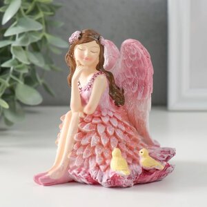 Сувенир полистоун 'Девочка-ангел в розовом платье с птичками' розовые крылья 10х8,5х10 см