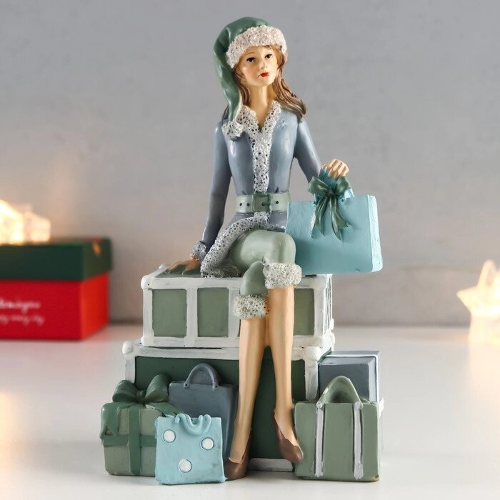Сувенир полистоун 'Девушка в костюме санты на горе подарков' 18х7,5х11 см от компании Интернет-магазин "Flap" - фото 1