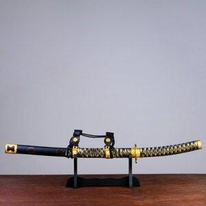 Сувенирное оружие 'Катана Хикэру' 78 см, чёрная с золотом, на подставке