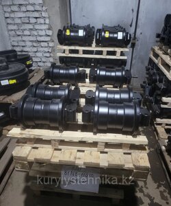 Каток опорный 81N8-11010 для экскаватора Hyundai R290,R300,R305.