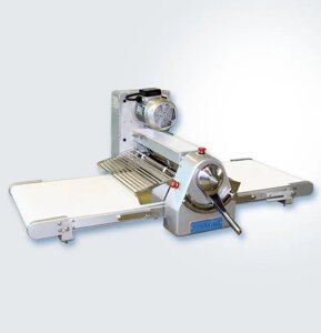 ТЕСТОРАСКАТОЧНАЯ МАШИНА SINMAG SM-520S