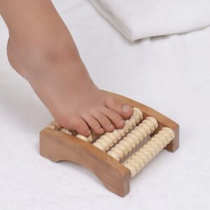 Массажёр для ног «Ножное счастье», 6 рядов, деревянный, 17 х 14 х 6 см