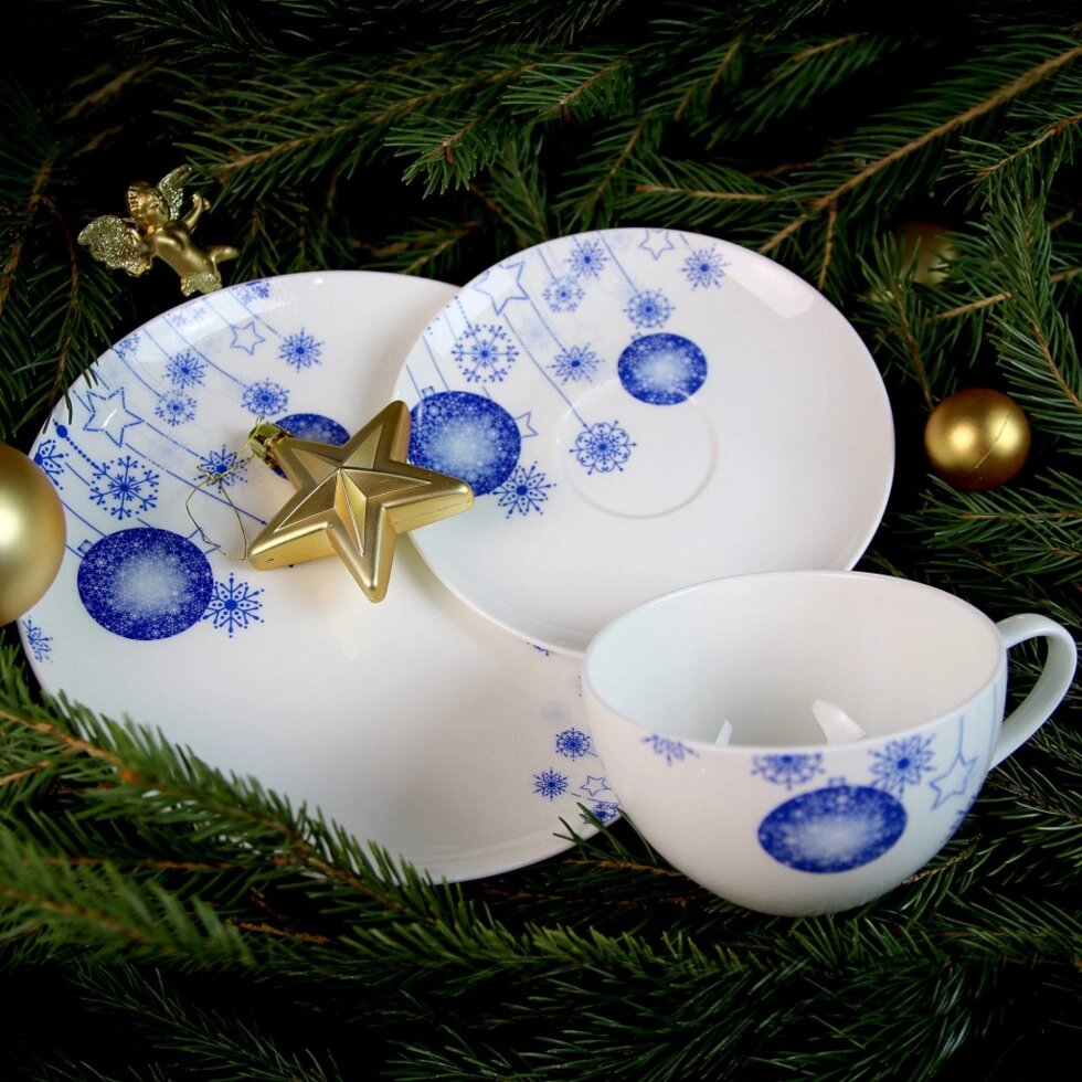 Костяной фарфор АККУ подарочный набор Новый год тарелка 21см+ч/пара (синий)(12) от компании Интернет-магазин ProComfort - фото 1