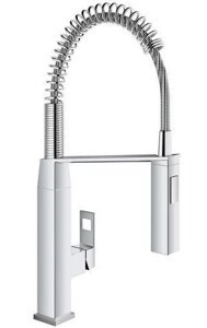 Смеситель для кухни выдвижной излив GROHE EuroCube 31395000