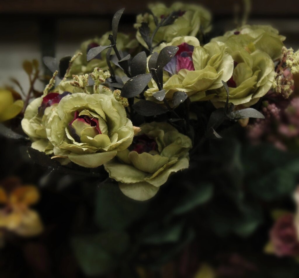 Цветы искусственные, розы, красно-зеленые от компании Интернет-магазин VPROK_kz - фото 1