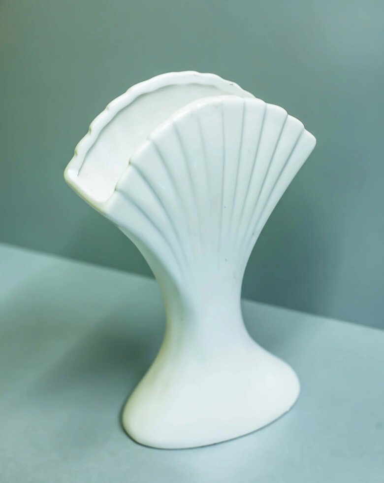 Декоративная настольная ваза "Ракушка" (керамика, белая), 19,5см от компании Интернет-магазин VPROK_kz - фото 1