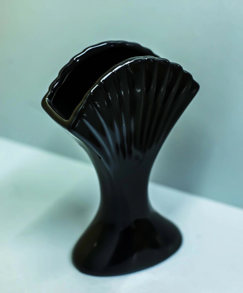 Декоративная настольная ваза "Ракушка" (керамика, черная), 19,5см от компании Интернет-магазин VPROK_kz - фото 1