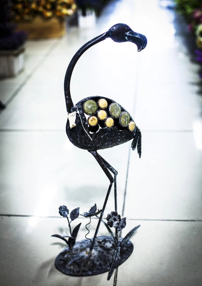 Декоративная садовая фигурка "Фламинго в цветах" (черная), 57см от компании Интернет-магазин VPROK_kz - фото 1