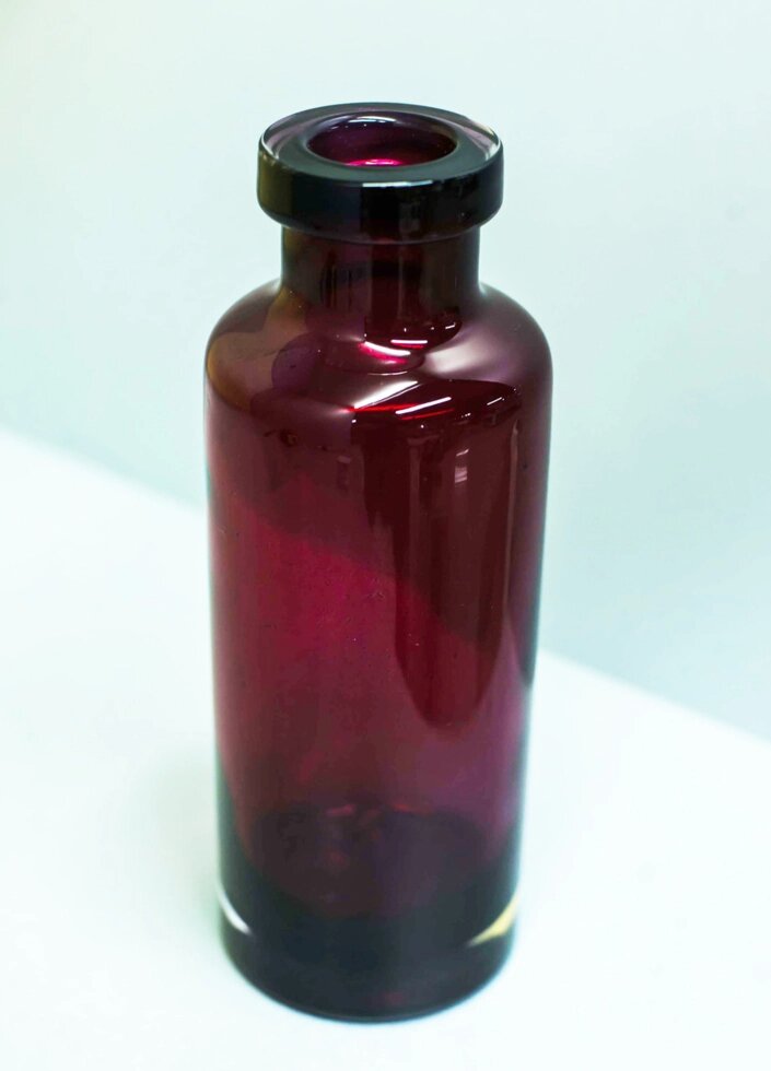 Декоративная ваза "Бутылка" (красное стекло) от компании Интернет-магазин VPROK_kz - фото 1