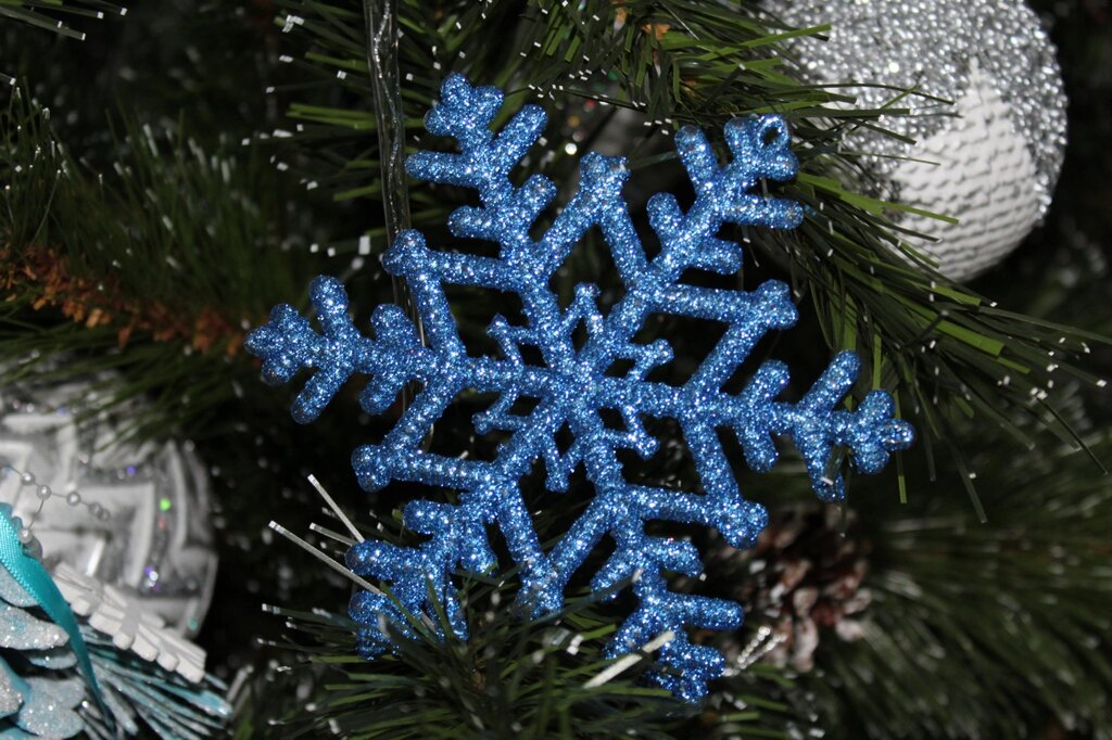 Дизайнерское новогоднее украшение, "Снежинка", 8 см от компании Интернет-магазин VPROK_kz - фото 1