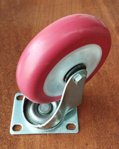 Колесо обрезиненное с площадкой, поворотное с подшипником диаметр d-125 мм, красный