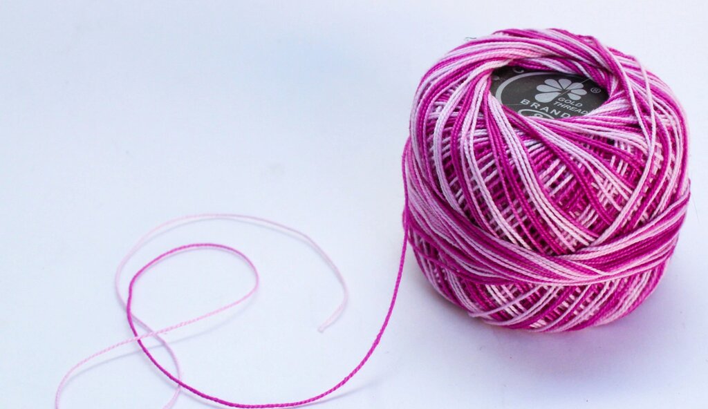 Нитки для вязания "Ирис", бело-розовые от компании Интернет-магазин VPROK_kz - фото 1