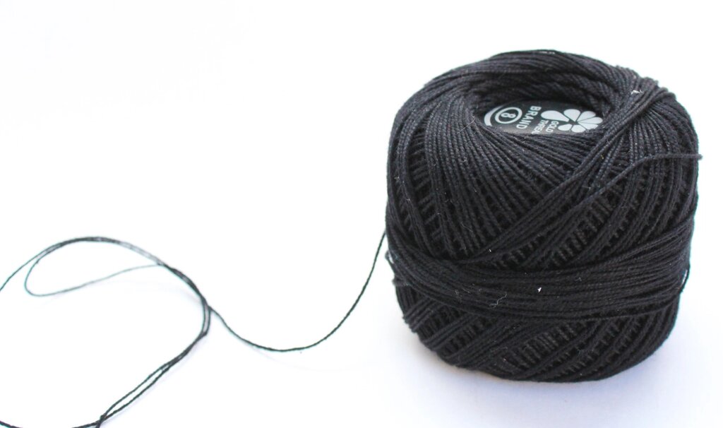 Нитки для вязания "Ирис", черные от компании Интернет-магазин VPROK_kz - фото 1