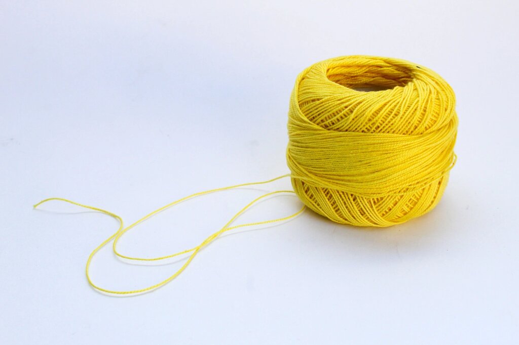 Нитки для вязания "Ирис", желтые от компании Интернет-магазин VPROK_kz - фото 1