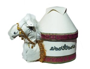 Коржын в виде верблюда с белой юртой, 32 см