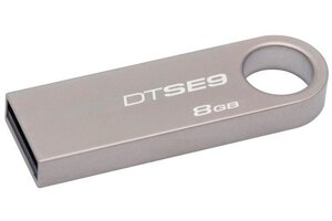 USB-флеш-накопитель "Kingston USB Flash Drive 2.0 8GB M: SE9"