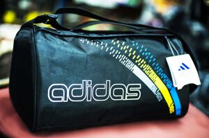 Спортивная наплечная сумка "ADIDAS" (черная)