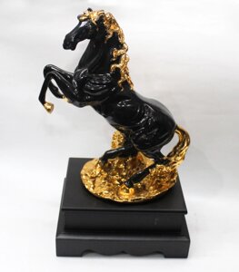 Статуэтка "Черная лошадь", 37*21 см
