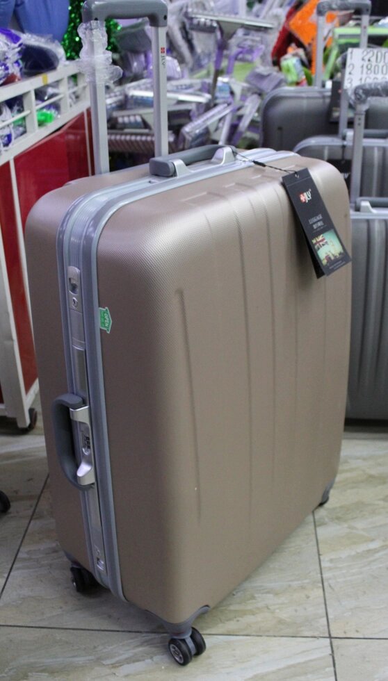 Пластиковый чемодан на колесах, "JLY", бежевый, большого размера от компании Интернет-магазин VPROK_kz - фото 1