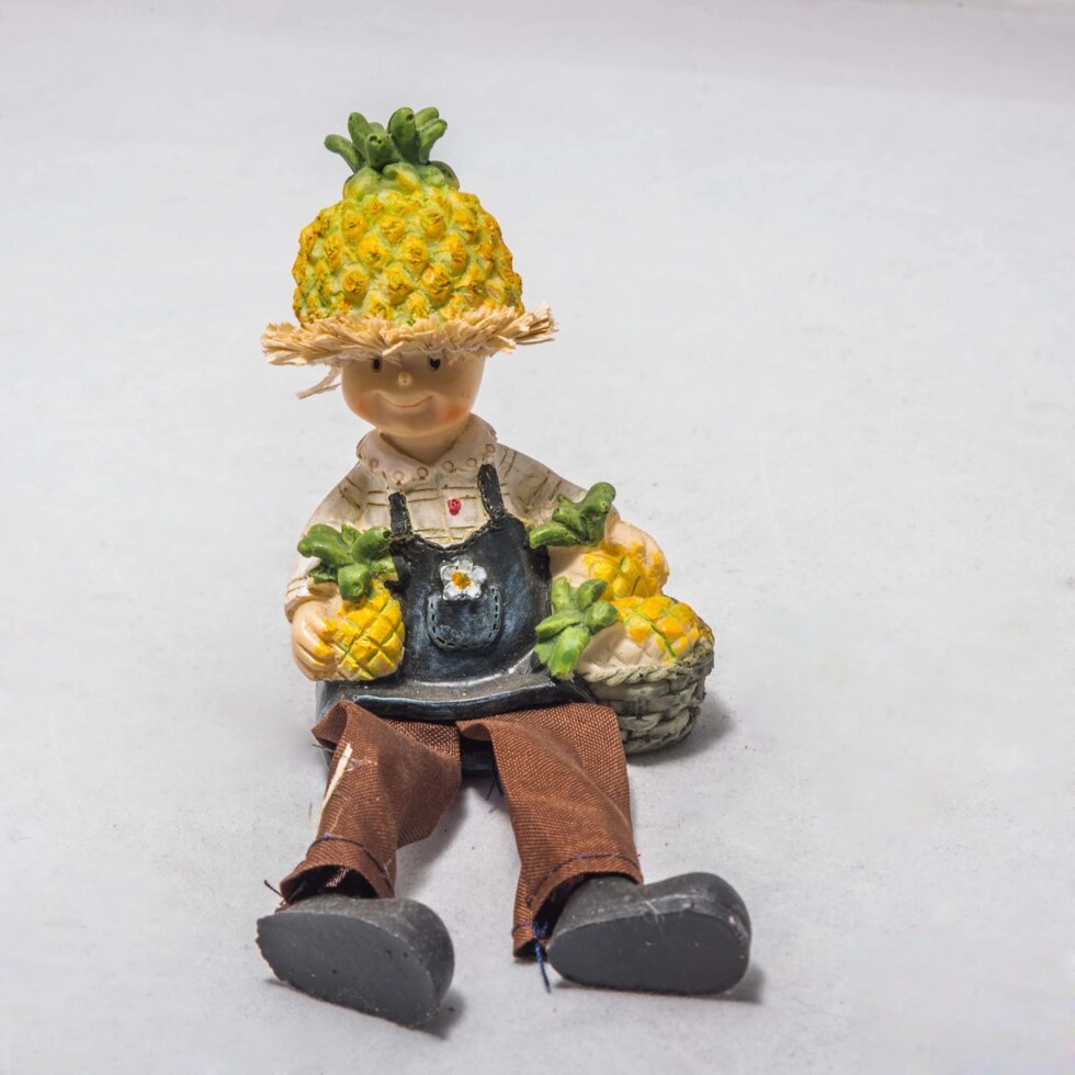 Украшение для дома "Мальчик с ананасами" от компании Интернет-магазин VPROK_kz - фото 1
