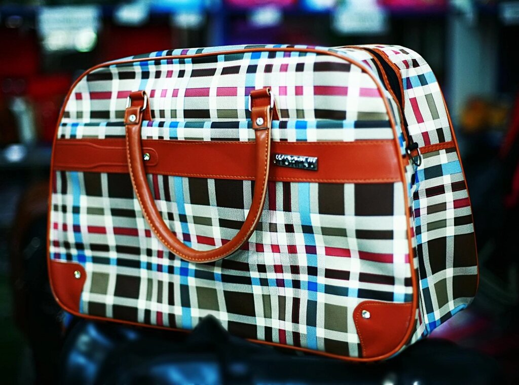 Женская текстильная сумка (клетчатая разноцветная) от компании Интернет-магазин VPROK_kz - фото 1