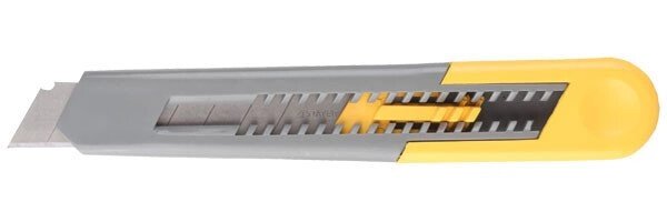 Нож STAYER "STANDARD" с сегментированным лезвием, инструментальная сталь, 18 мм от компании "LaROCHE Construction Services" строительная компания - фото 1