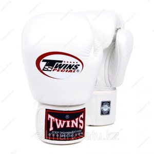 Боксерские перчатки Twins кожа (белый)