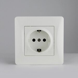 Розетка электрическая 2К+З, 16А, 220-250V (белый)