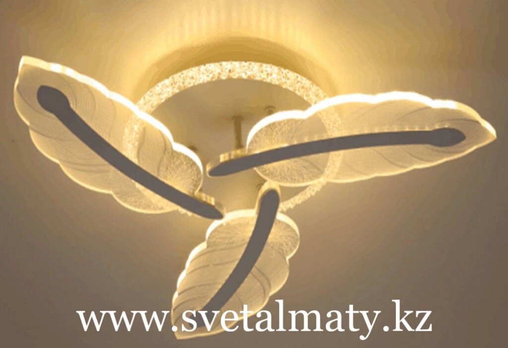 Современная люстра из перьев 7244-3 WT от компании SvetAlmaty KZ - фото 1
