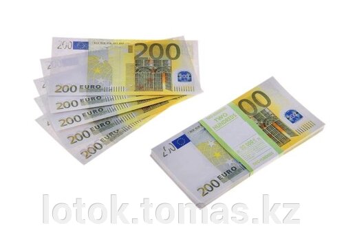 Пачка сувенирных бутафорских купюр 200 евро