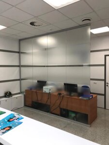 Перегородки на алюминиевом каркасе