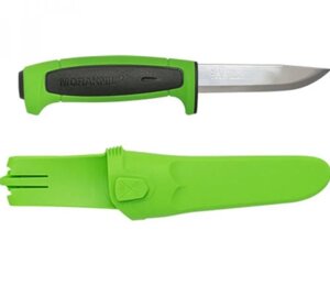 Нож универсальный в пластиковых ножнах MoraKNIV BASIC 546 LE