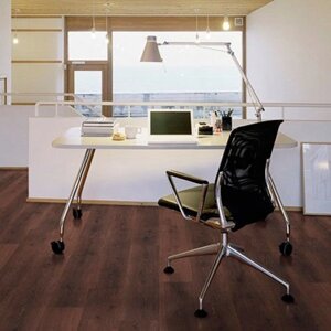 Ламинат Pergo Classic Plank Дуб Термо планка L0201-01803