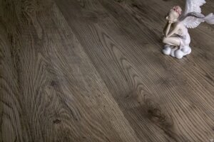 Кварцвиниловая плитка Art Tile коллекция Art House 2 мм Орех Аса 1331 AW