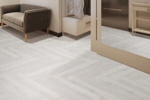 Ламинат SPC FloorFactor Herringbone White Smoke Oak HB. 02